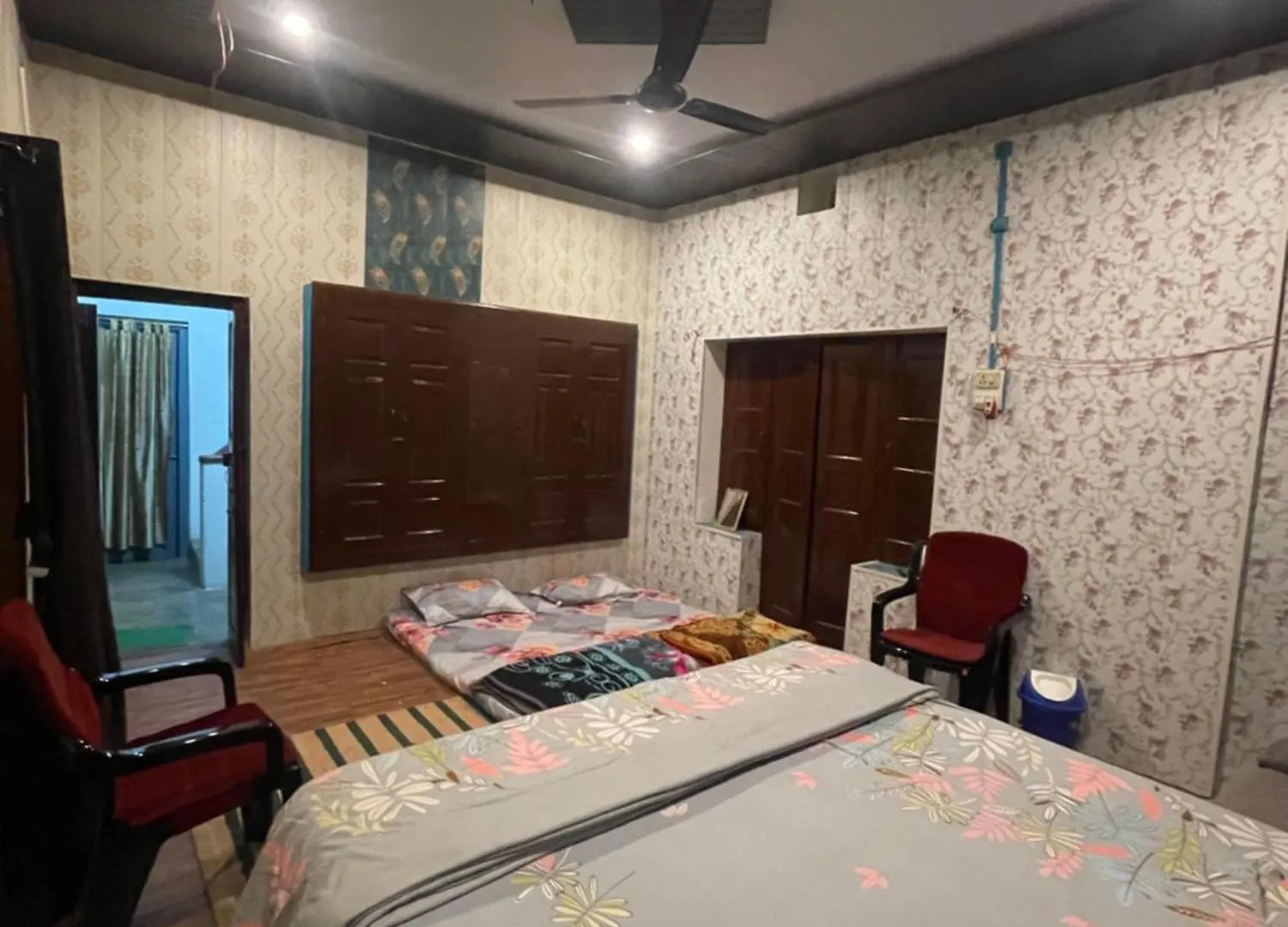 Swastik Home Stay Ravindpuri Varanasi 0*,  Índia